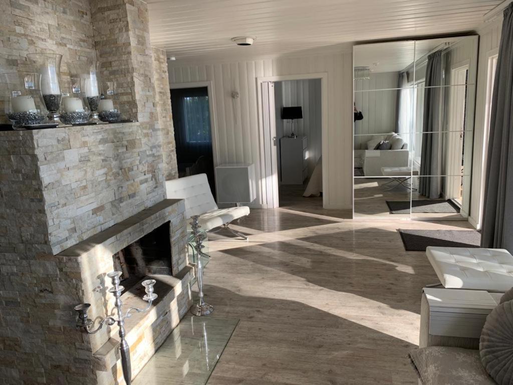 Villa Terveenniemi Kontula  Екстериор снимка